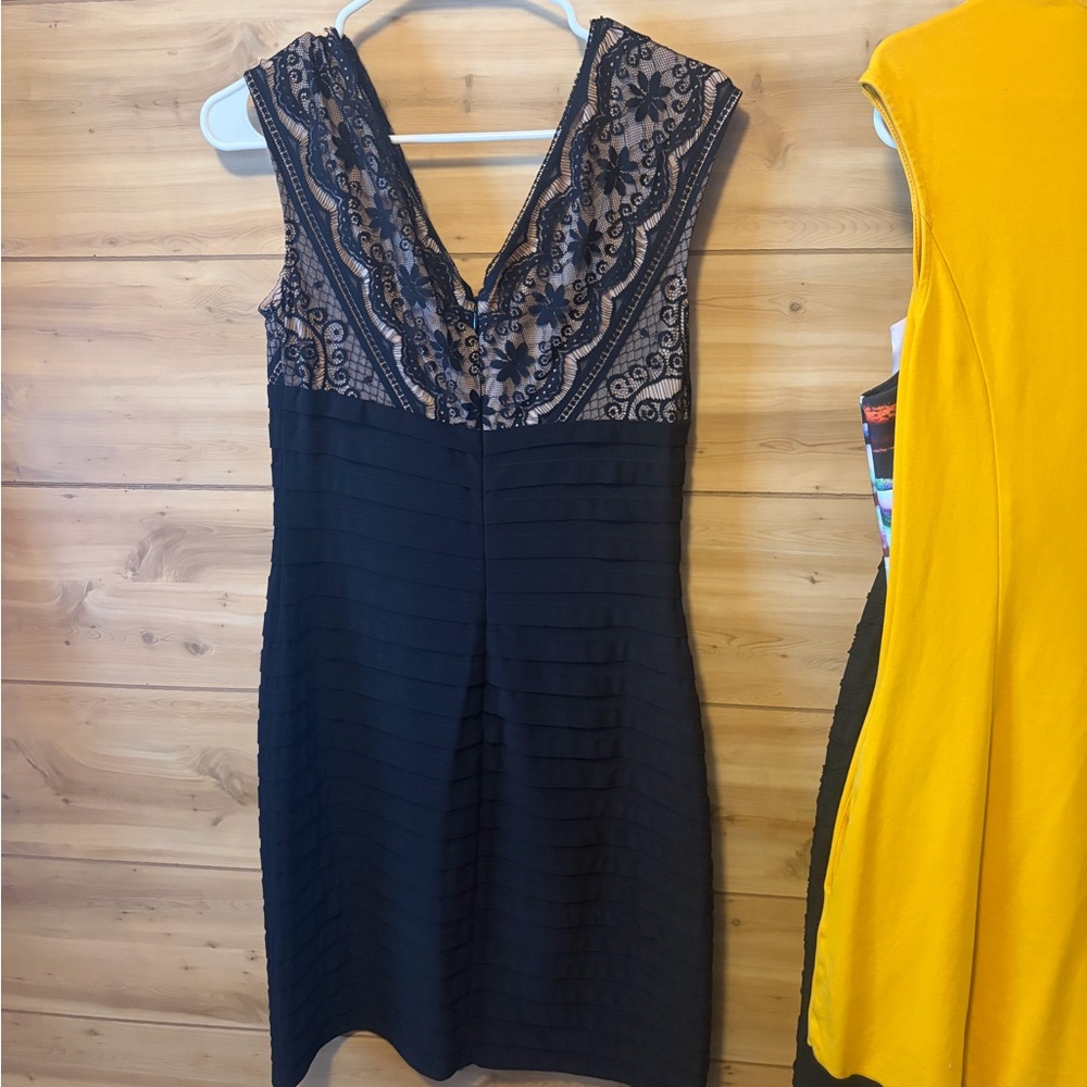 Adrianna Papell Black and Cream Backless Dress